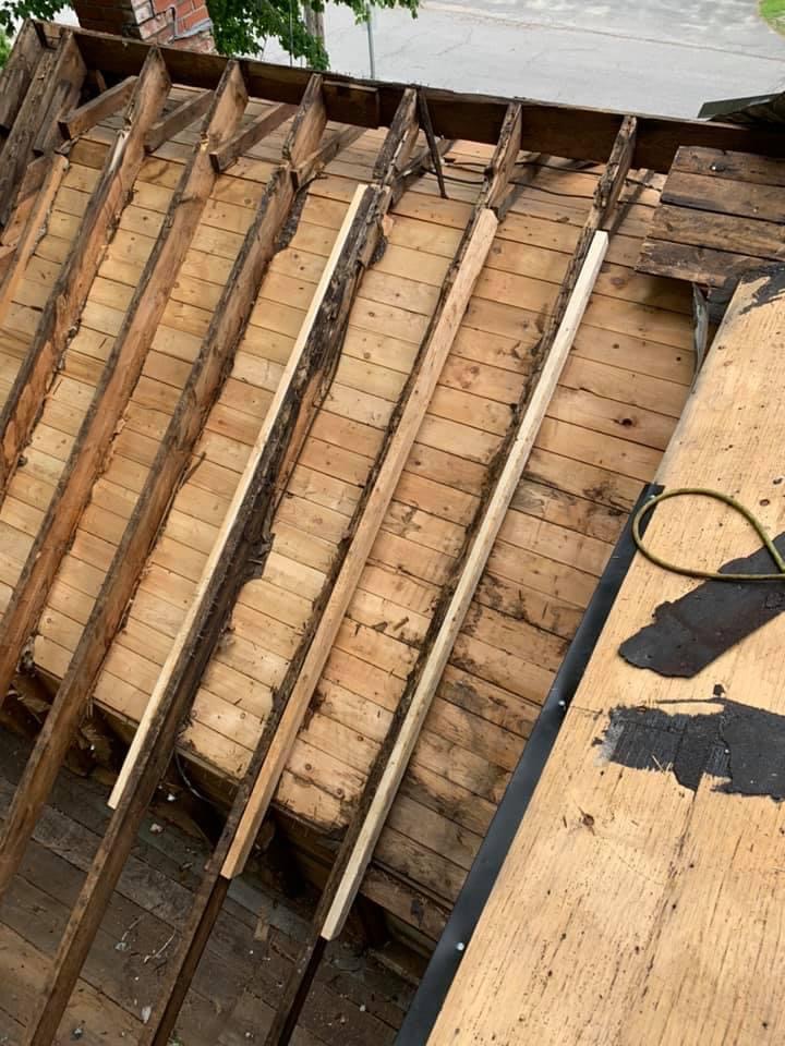 Montreal Roofers Shingle Roof