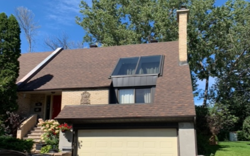 Baie D'Urfie shingle roof and skylight